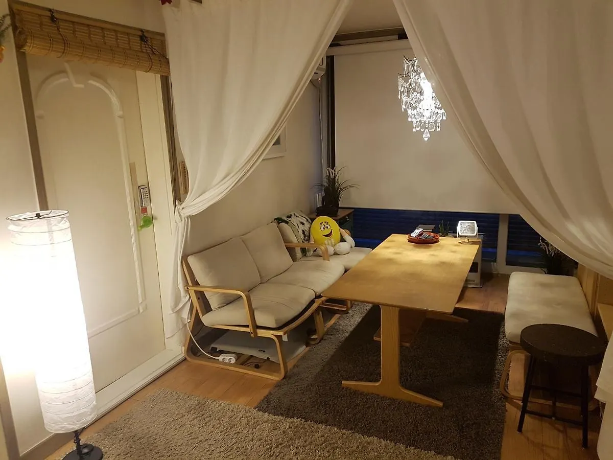 Dustin Guest House Seoul 2*,